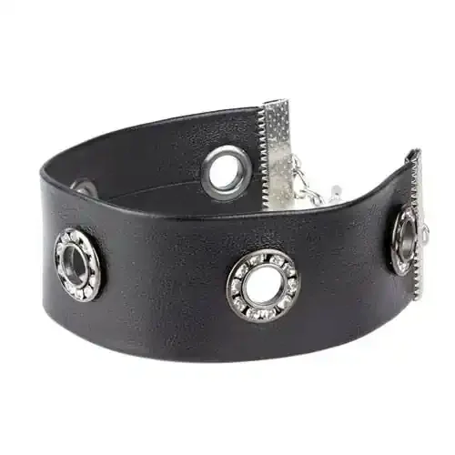 Armband ‘Story of O.‘ mit Steinen