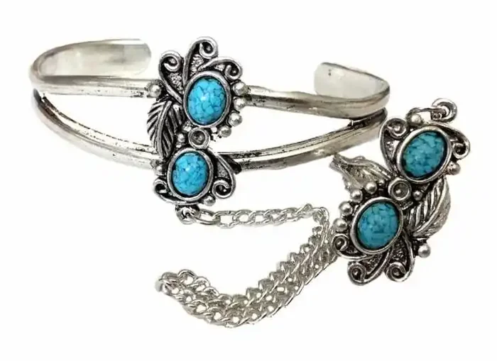 Armreifen und Ring – Vintage