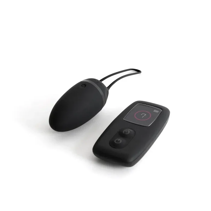B Swish – bnaughty Premium Unleashed Vibrating Egg Noir