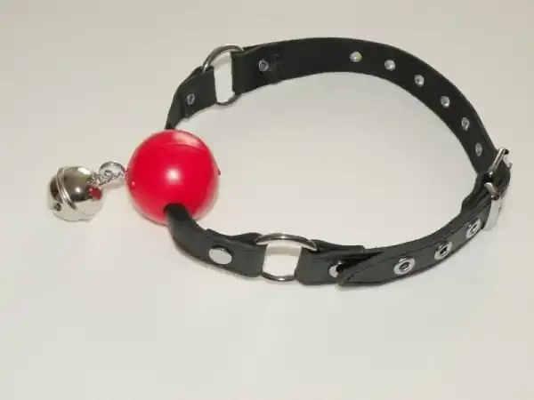 Ballknebel mit Sklavenglöckchen