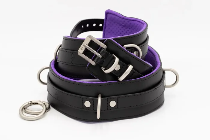 Black Swan – Oberschenkelfessel ‘Black Purple‘