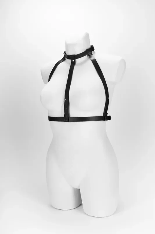 Brust Harness