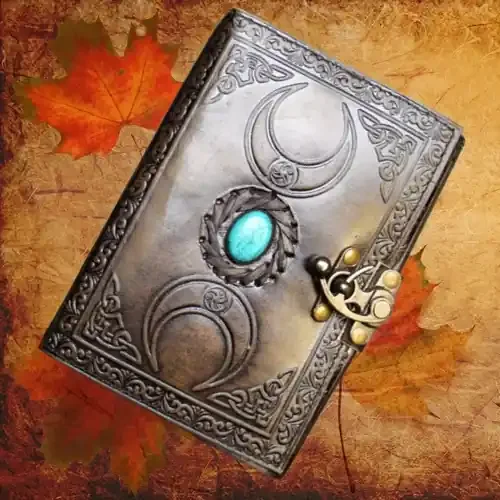 Buch der Schatten Triple Moon mit Türkis Stein