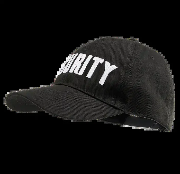 Cap mit ‘Security‘ Aufdruck