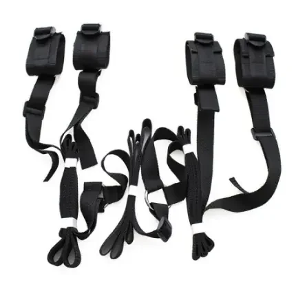Fessel-Set mit Bettriemen