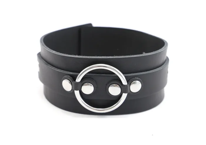Halsfessel mit O-Ring