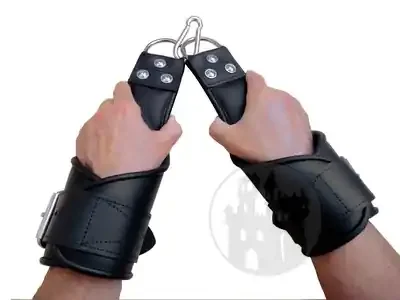 Hand/Fuss – Hängefessel