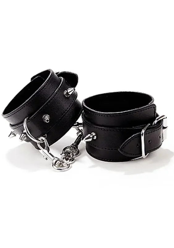 Handfesseln aus Leder mit Spikes