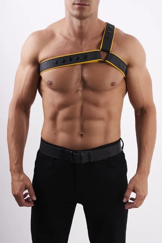 Leder Brustharness für Ihn ‘Y soft‘ – schwarz/gelb