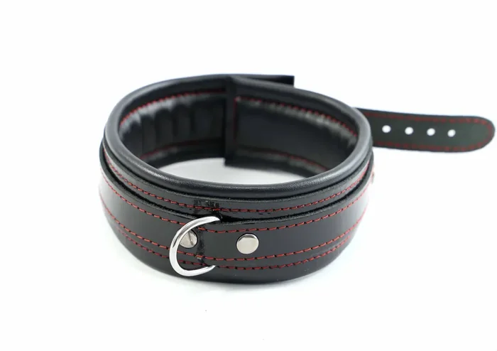Leder Halsfessel ‘Painted Black‘