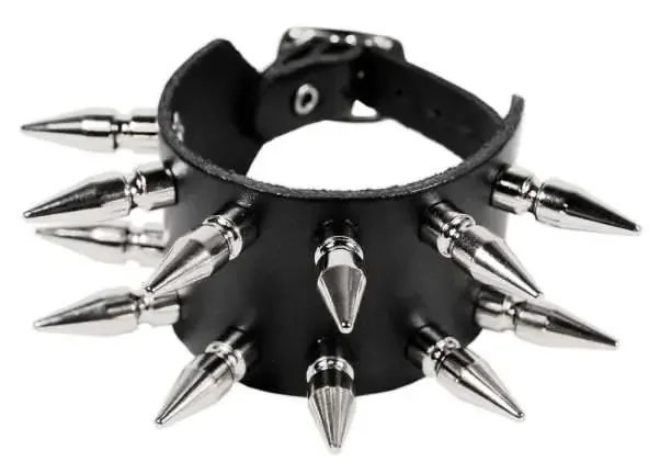 Lederarmband mit 2,5cm Killernieten