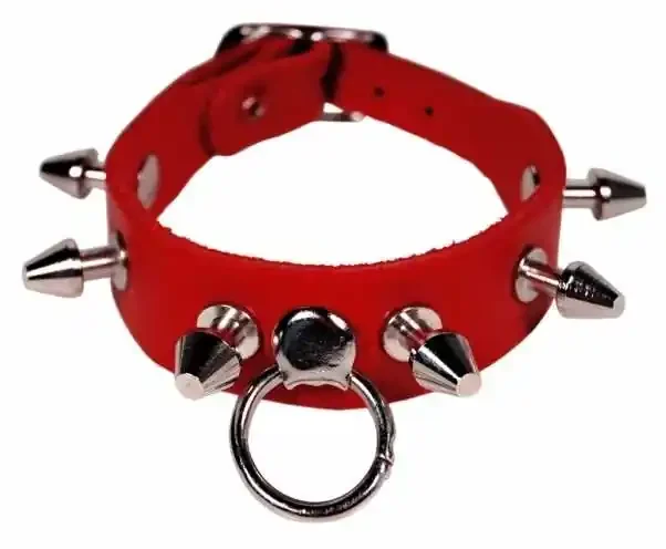 Lederarmband mit Killernieten und Ring
