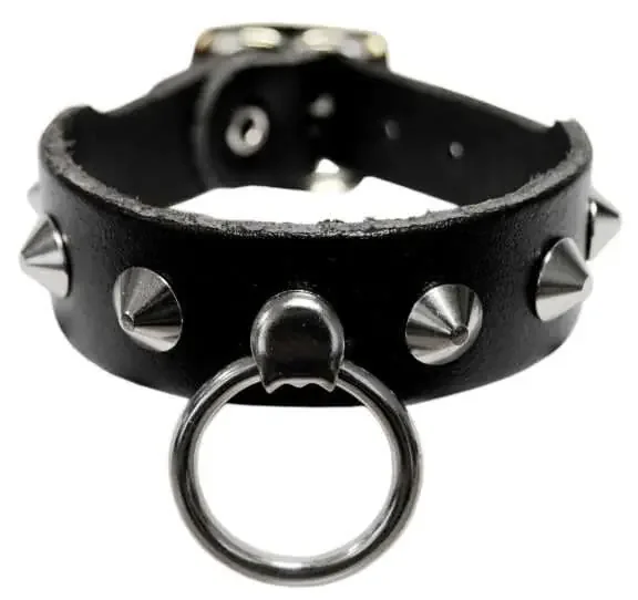 Lederarmband mit Spitznieten & Ring
