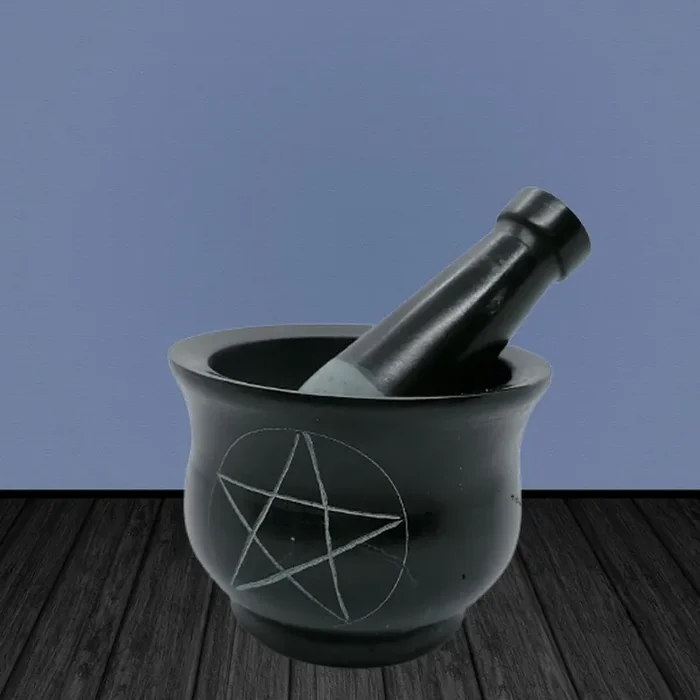 Mörser aus Speckstein mit Pentagramm