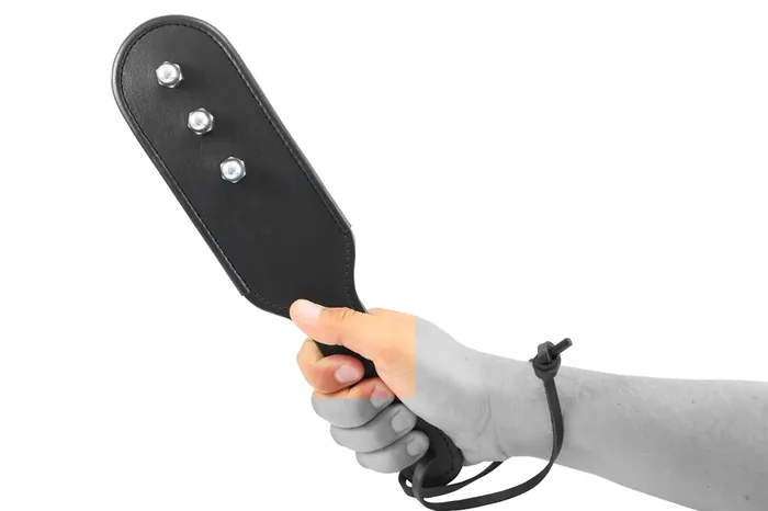 Paddle mit Metallschrauben