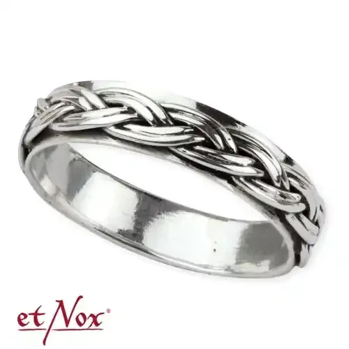 Ring mit geflochtenem Band