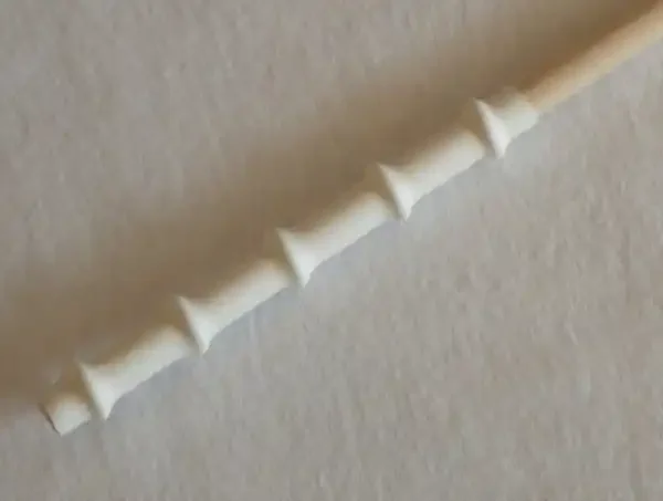 Rohrstock geschält mit 5 Ringe Gummigriff