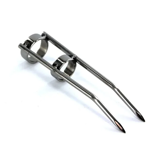 Scharfer Nagelring aus Metall für Frauen