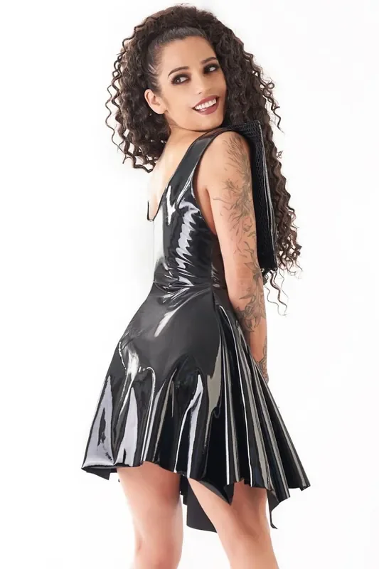 schwarzes, kurzes PVC-Kleid mit silbernen Druckknöpfen (Grösse S-M)