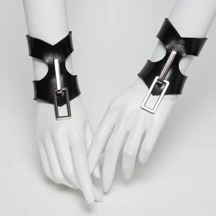 Secura V-Cut Cuff Set