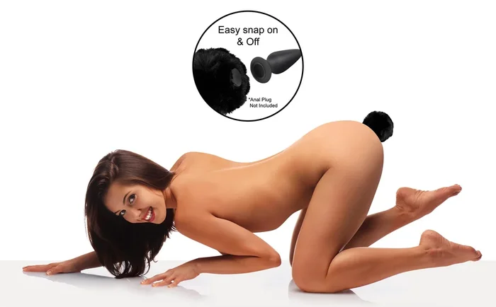 Tailz Interchangeable Bunny Tail – Black